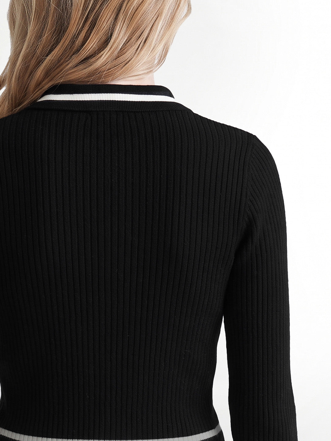 Black Contrast Tipping Pullover