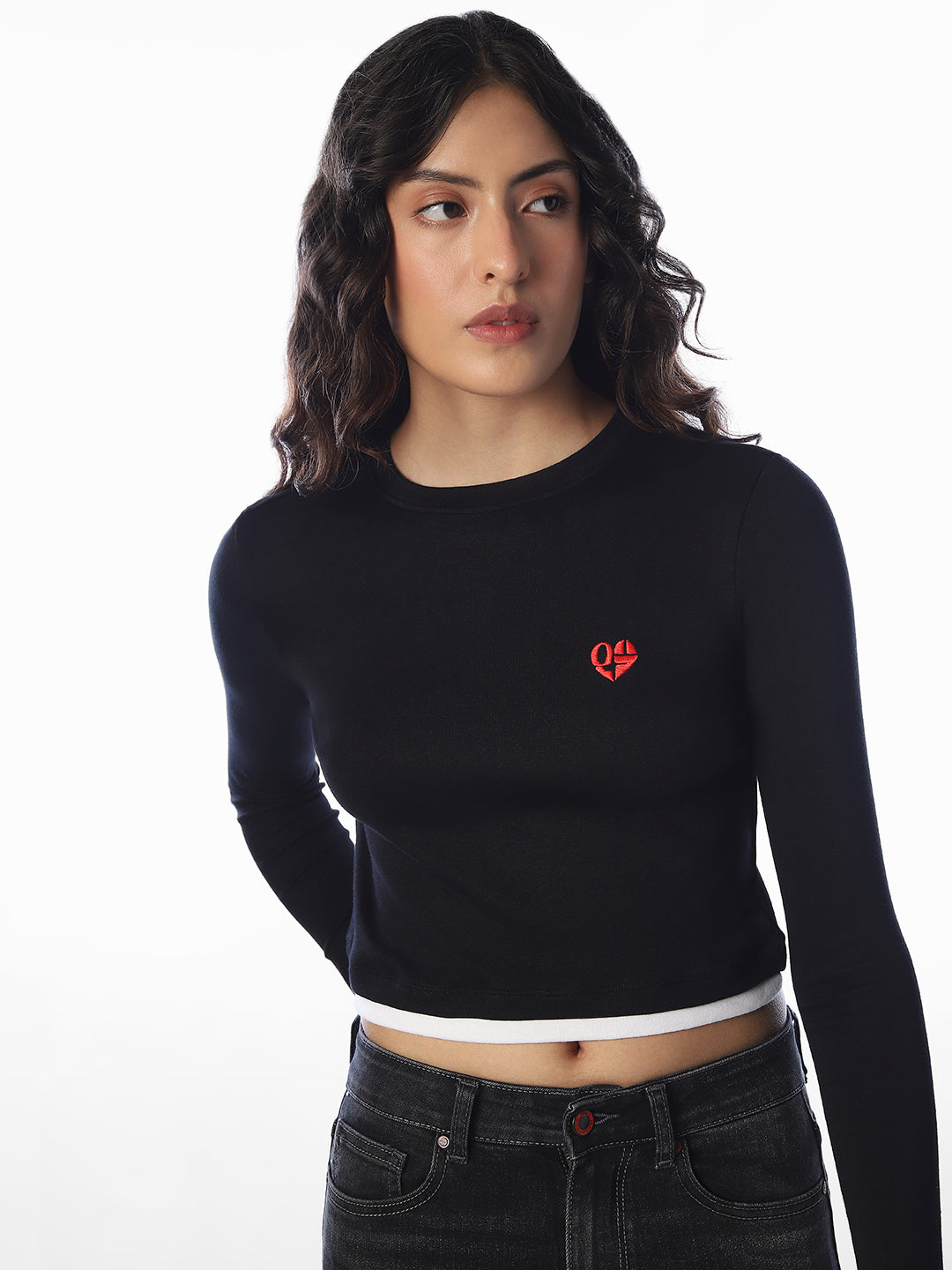 Black Embroidered Cropped T-shirt