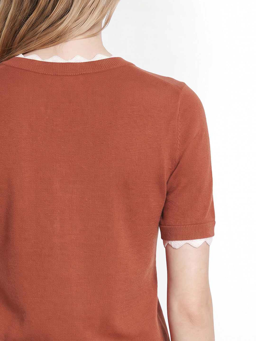 Scalloped Trim Knitted Top