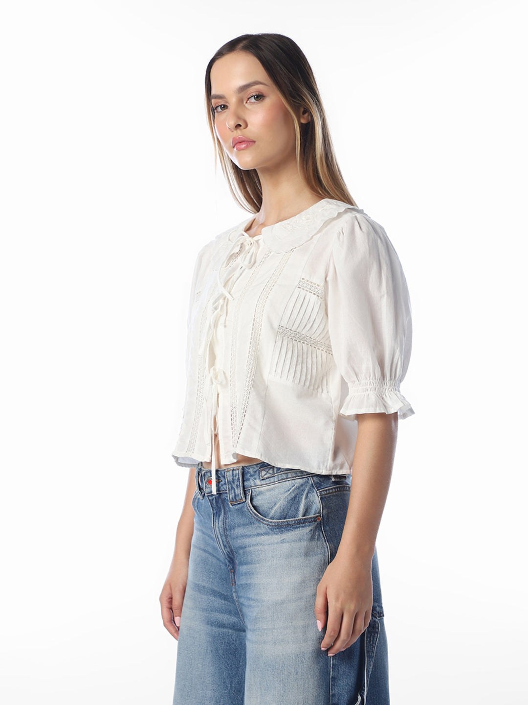 White scalloped embroidered Top