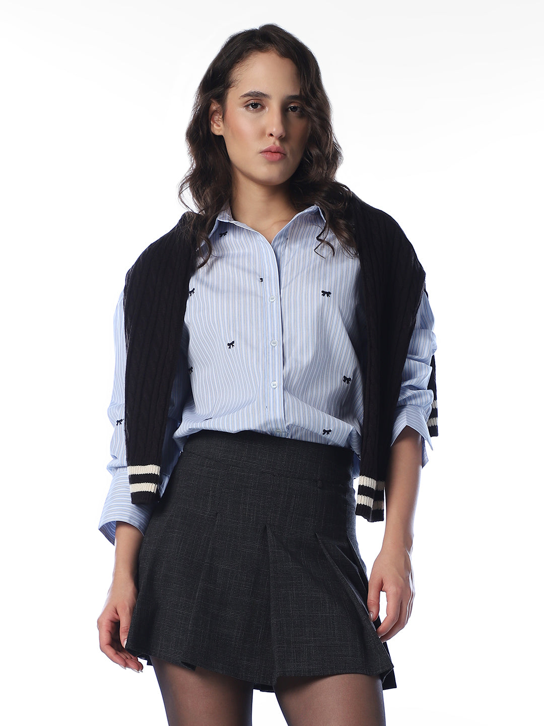 Embroidered Bow Print Shirt