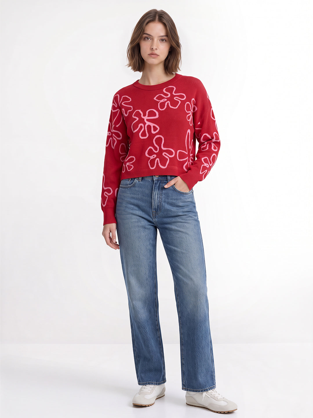 Red Jacquard O-Neck Pullover