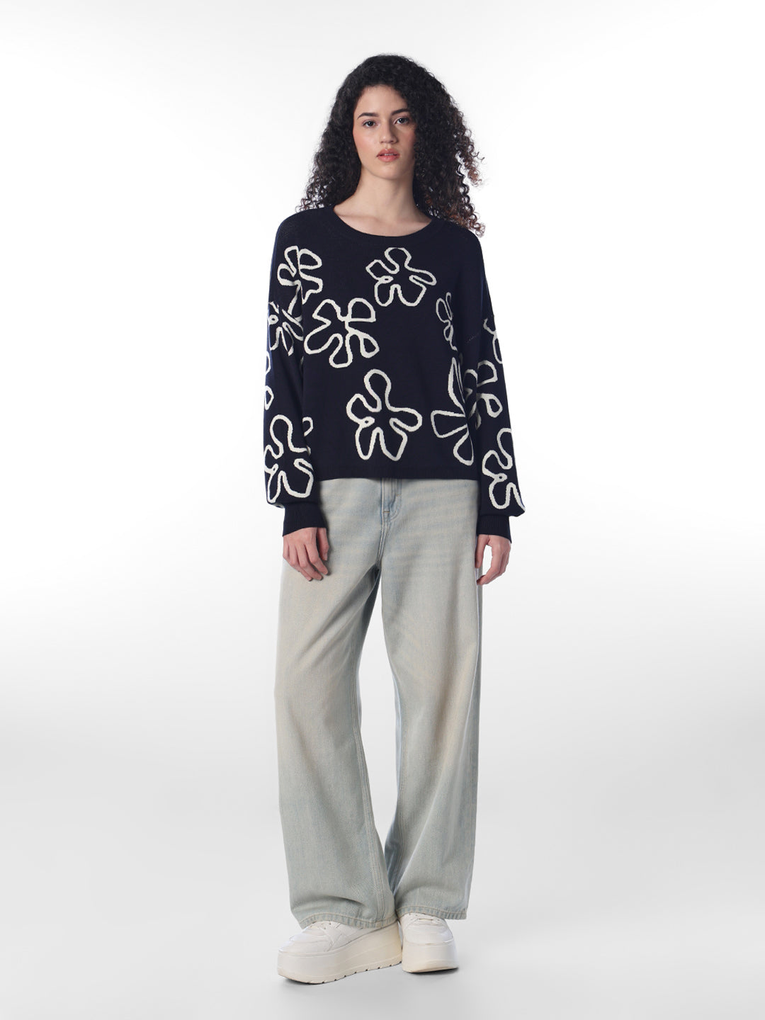 Black Jacquard O-Neck Pullover