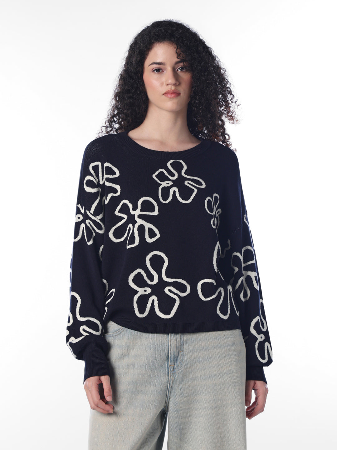 Black Jacquard O-Neck Pullover