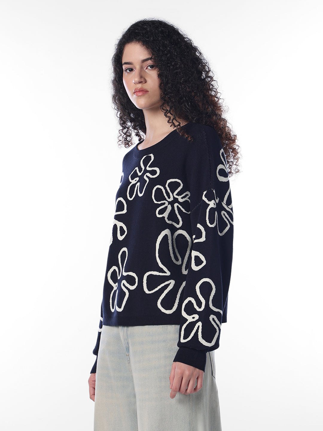 Black Jacquard O-Neck Pullover