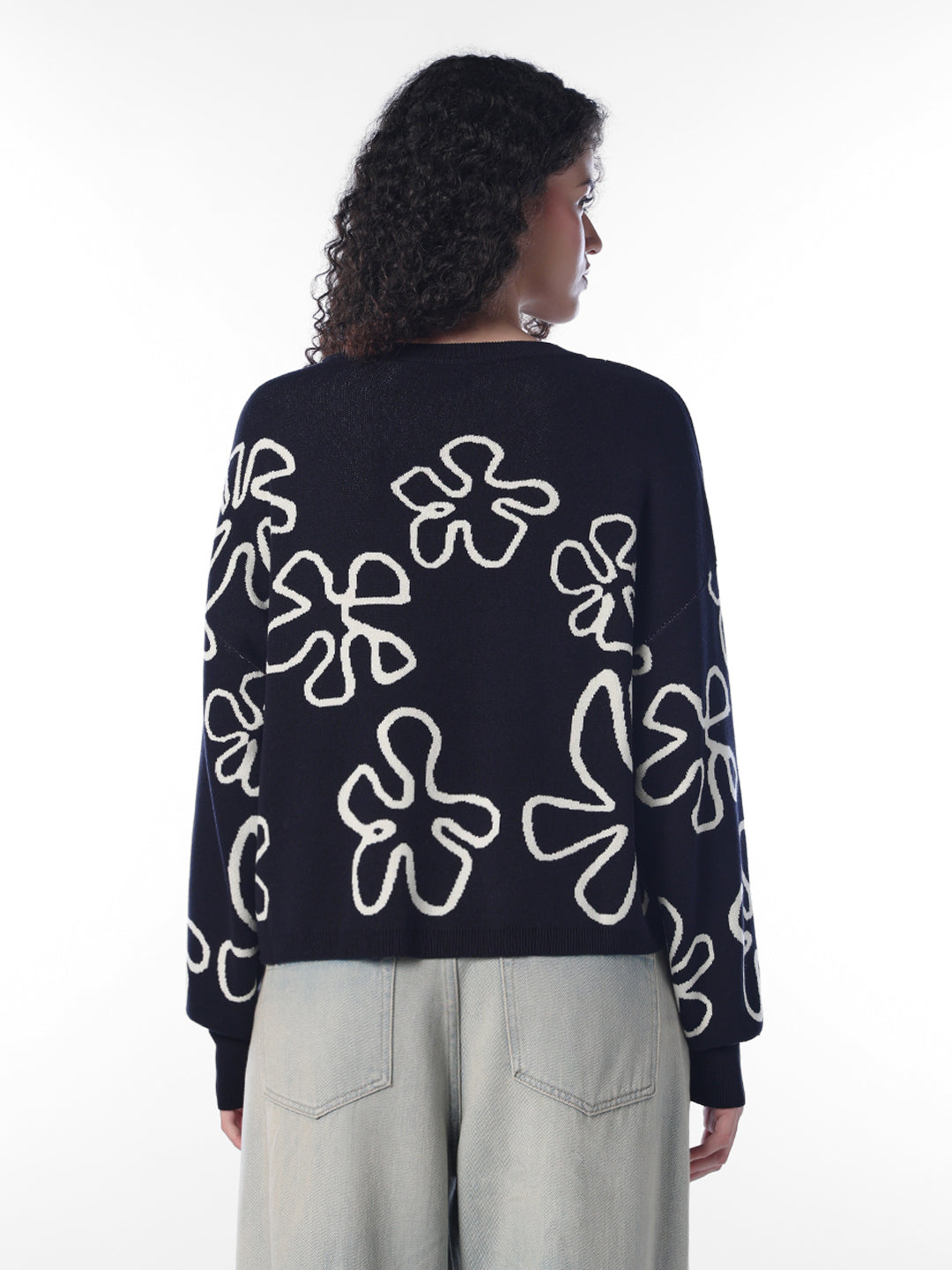 Black Jacquard O-Neck Pullover